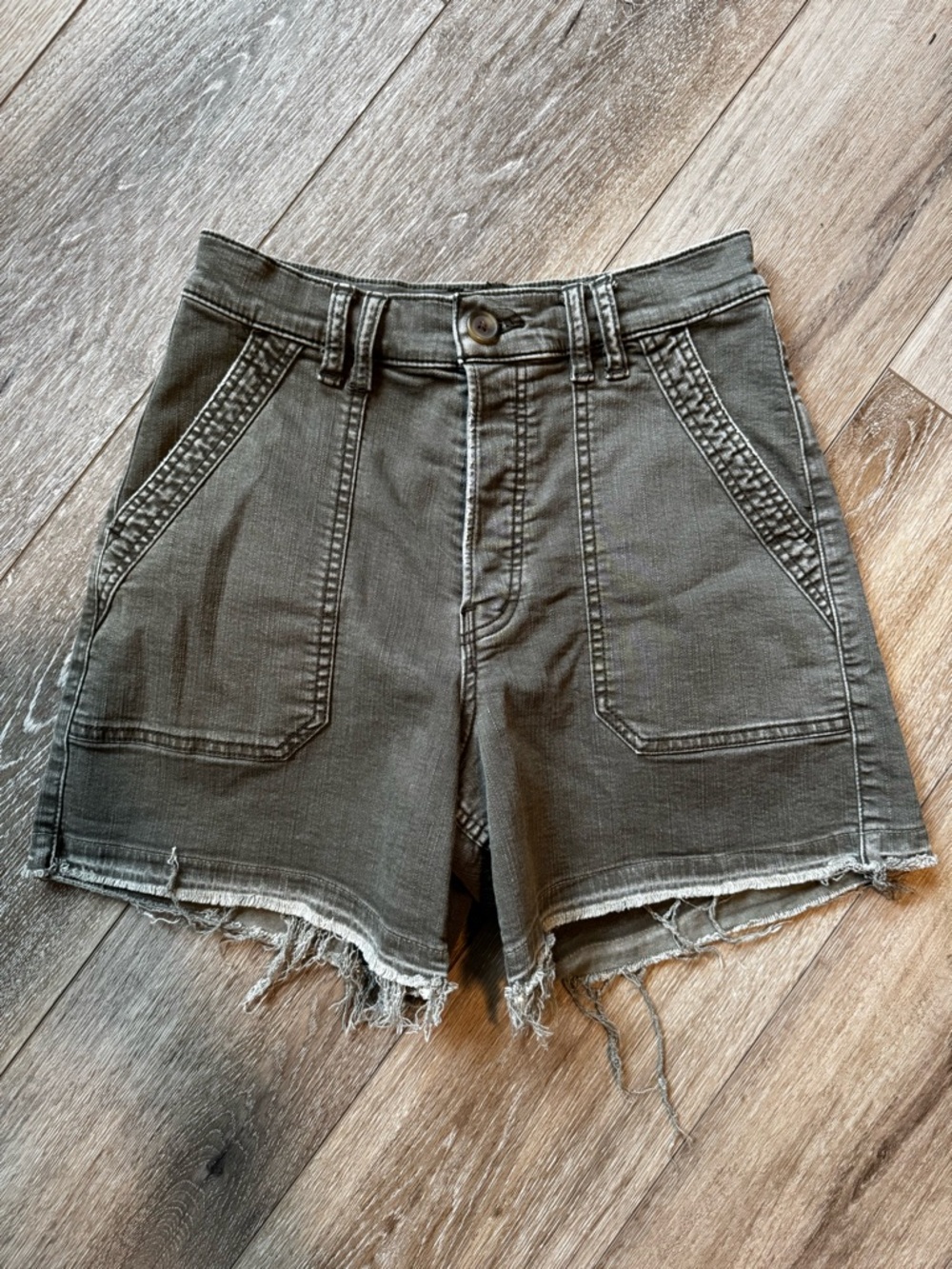 We the Free Free People CRVY Olive Utility Shorts 29